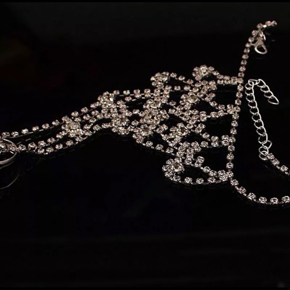 Restocked! PAIR! Bare Foot Chain Sandals - Picture 3 of 8